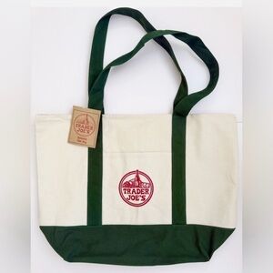 Trader Joe’s large Canvas Tote Bag Green NEW